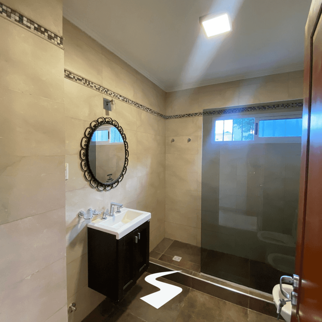 Imagen de la propiedad CASA EN VENTA (APTA CREDITO)