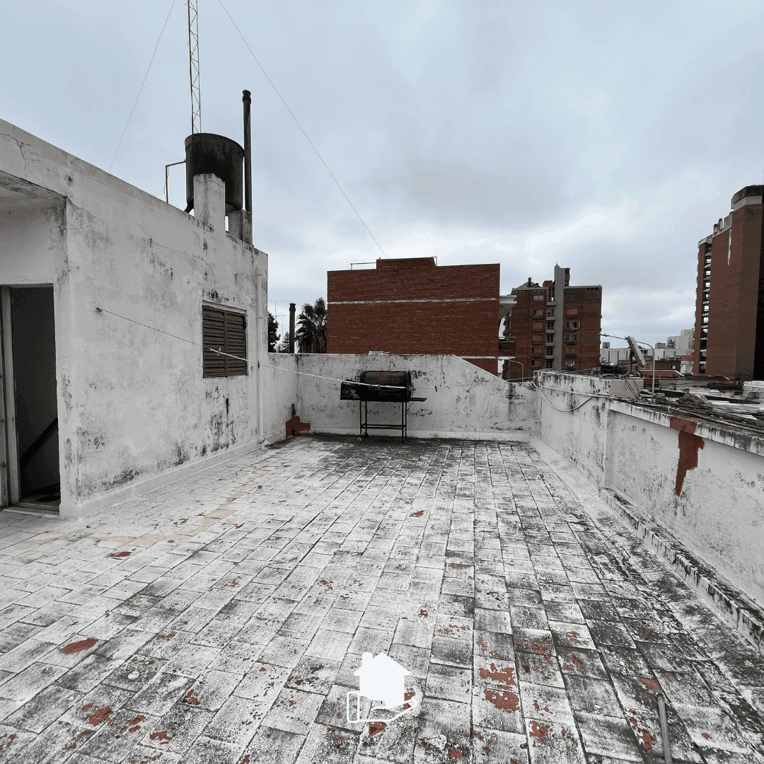 Imagen de la propiedad CASA + LOCAL EN PLENO CENTRO