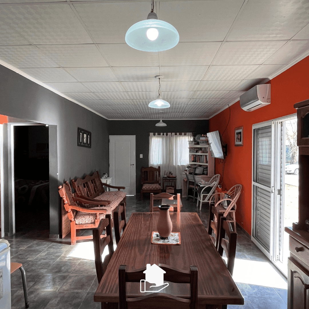 Imagen de la propiedad CASA CON AMPLIO PATIO VERDE 