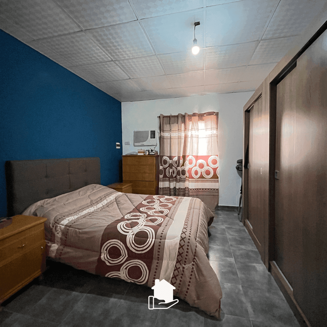 Imagen de la propiedad CASA CON AMPLIO PATIO VERDE 