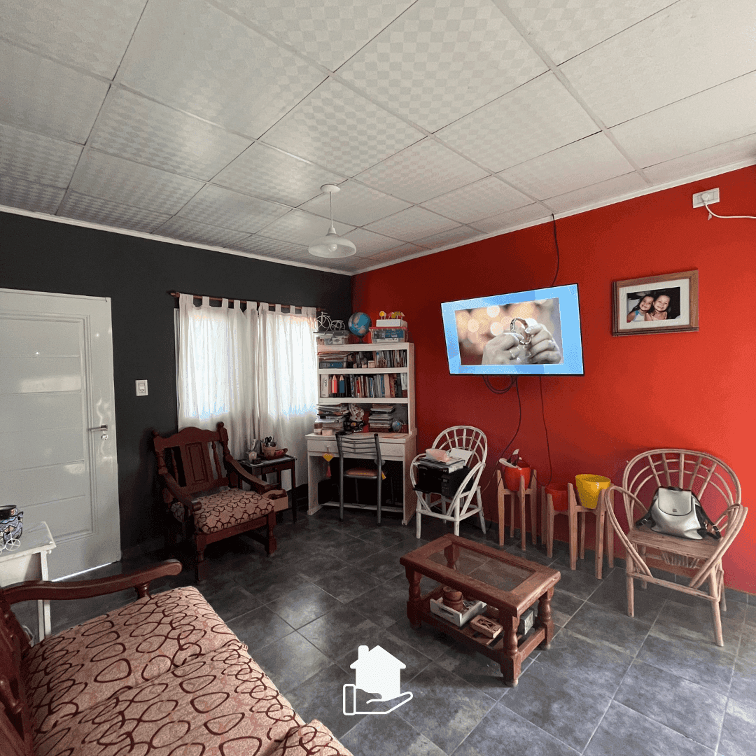 Imagen de la propiedad CASA CON AMPLIO PATIO VERDE 