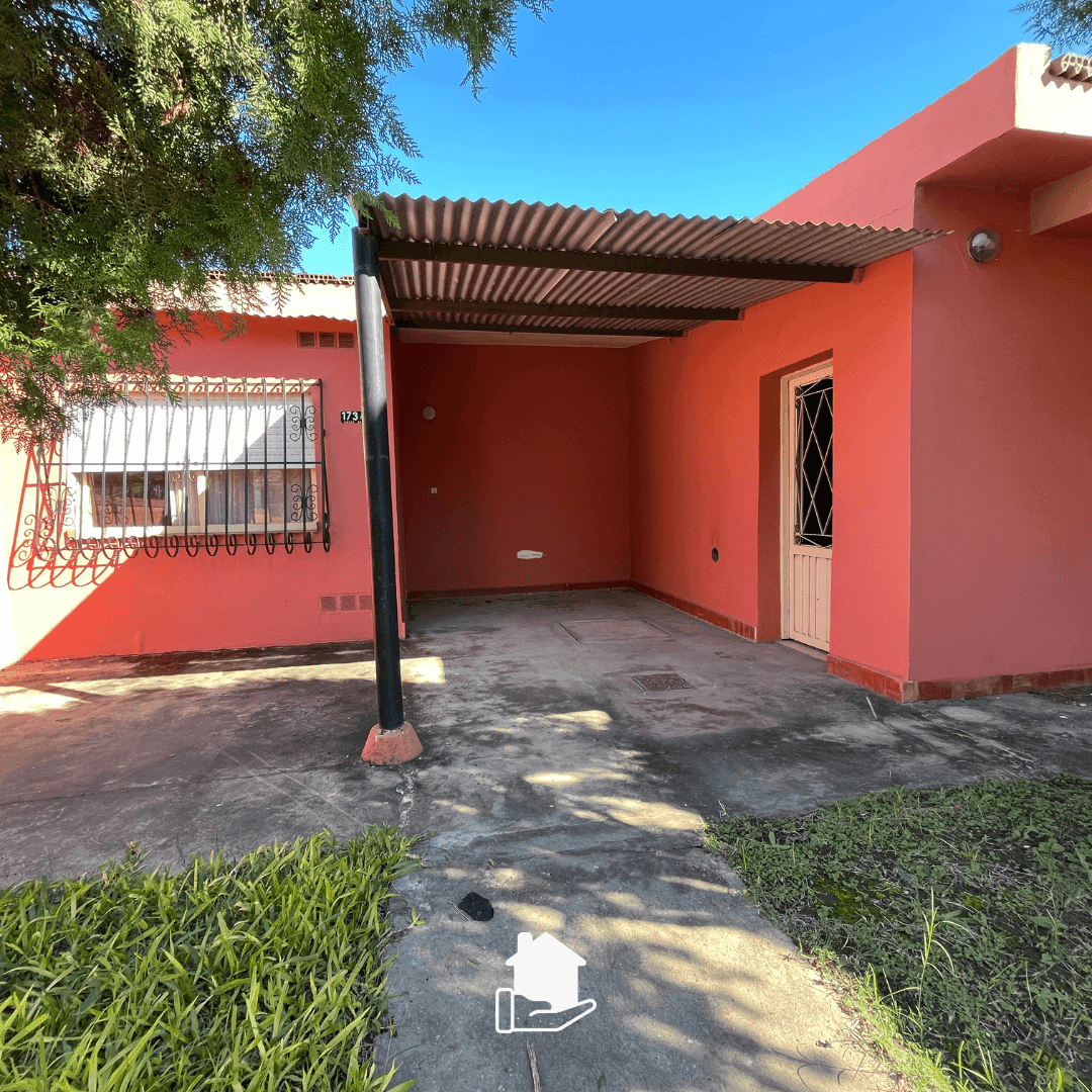 Imagen de la propiedad OPORTUNIDAD CASA ZONA DON BOSCO Y RONDEAU