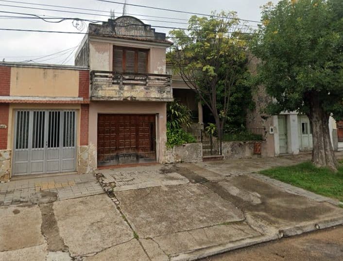 CASA EN CALLE CHURRARIN