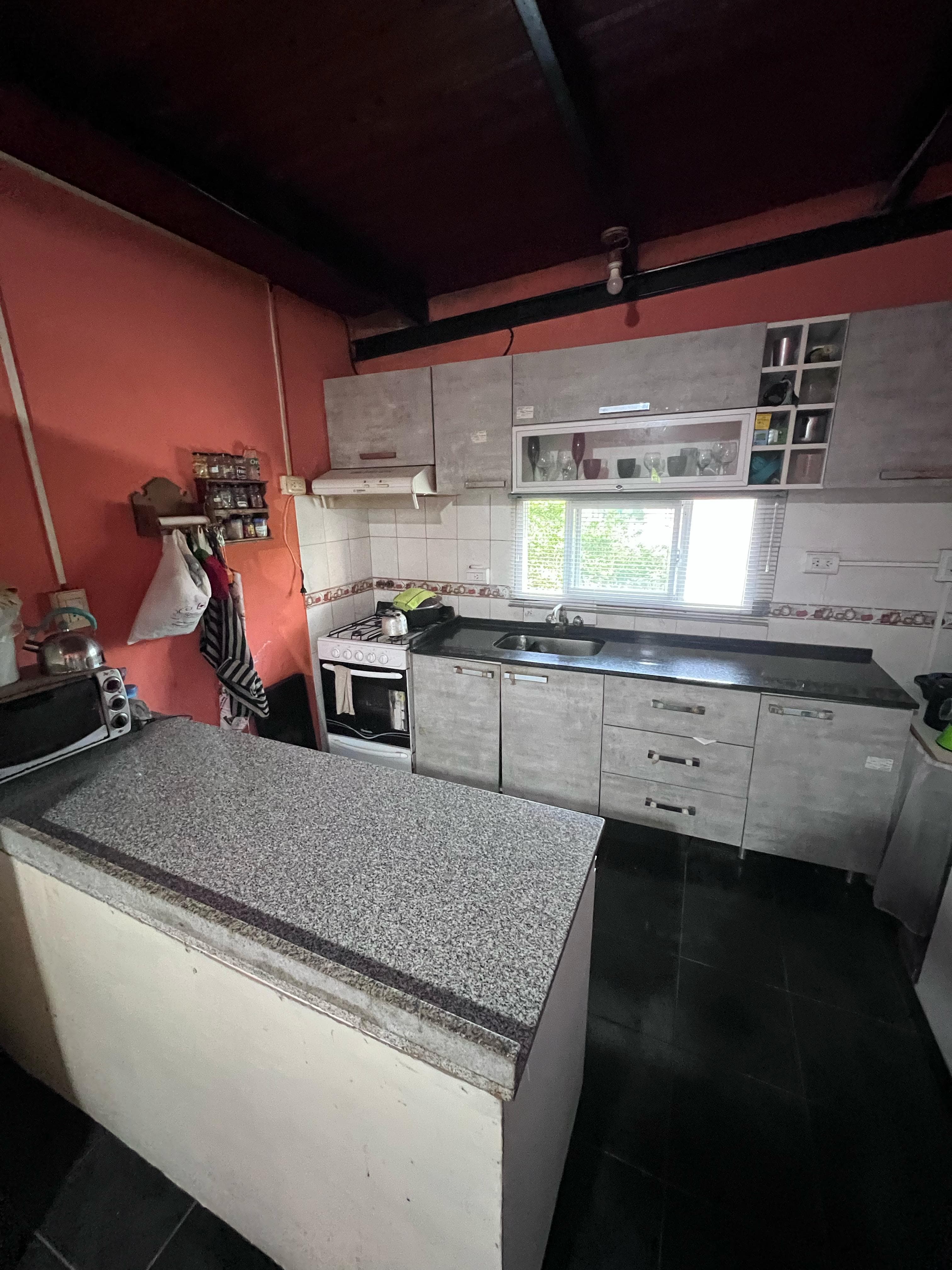 Imagen de la propiedad CASA EN LA TOMA VIEJA CON COCHERA Y PILETA