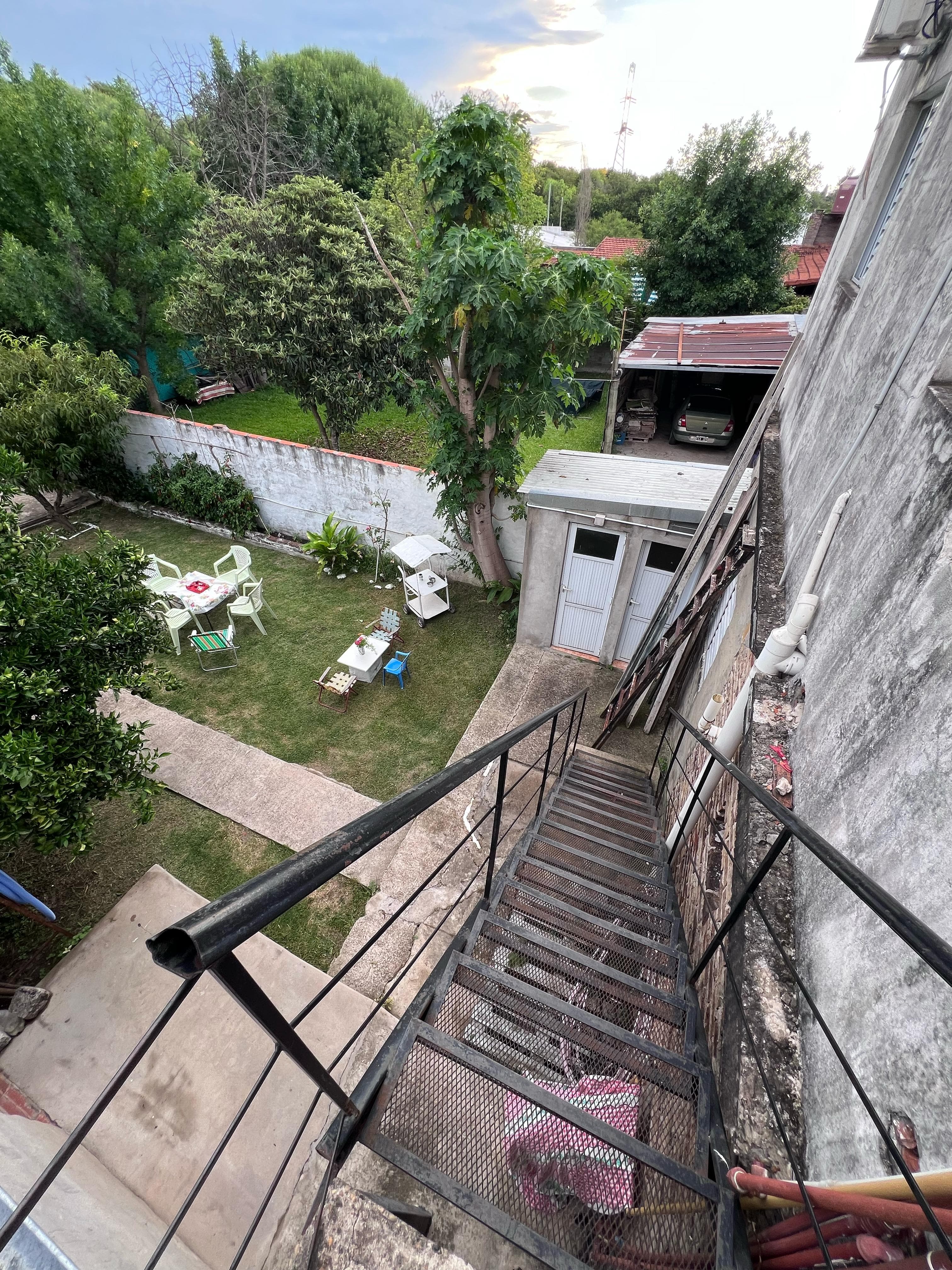 Imagen de la propiedad CASA EN LA TOMA VIEJA CON COCHERA Y PILETA
