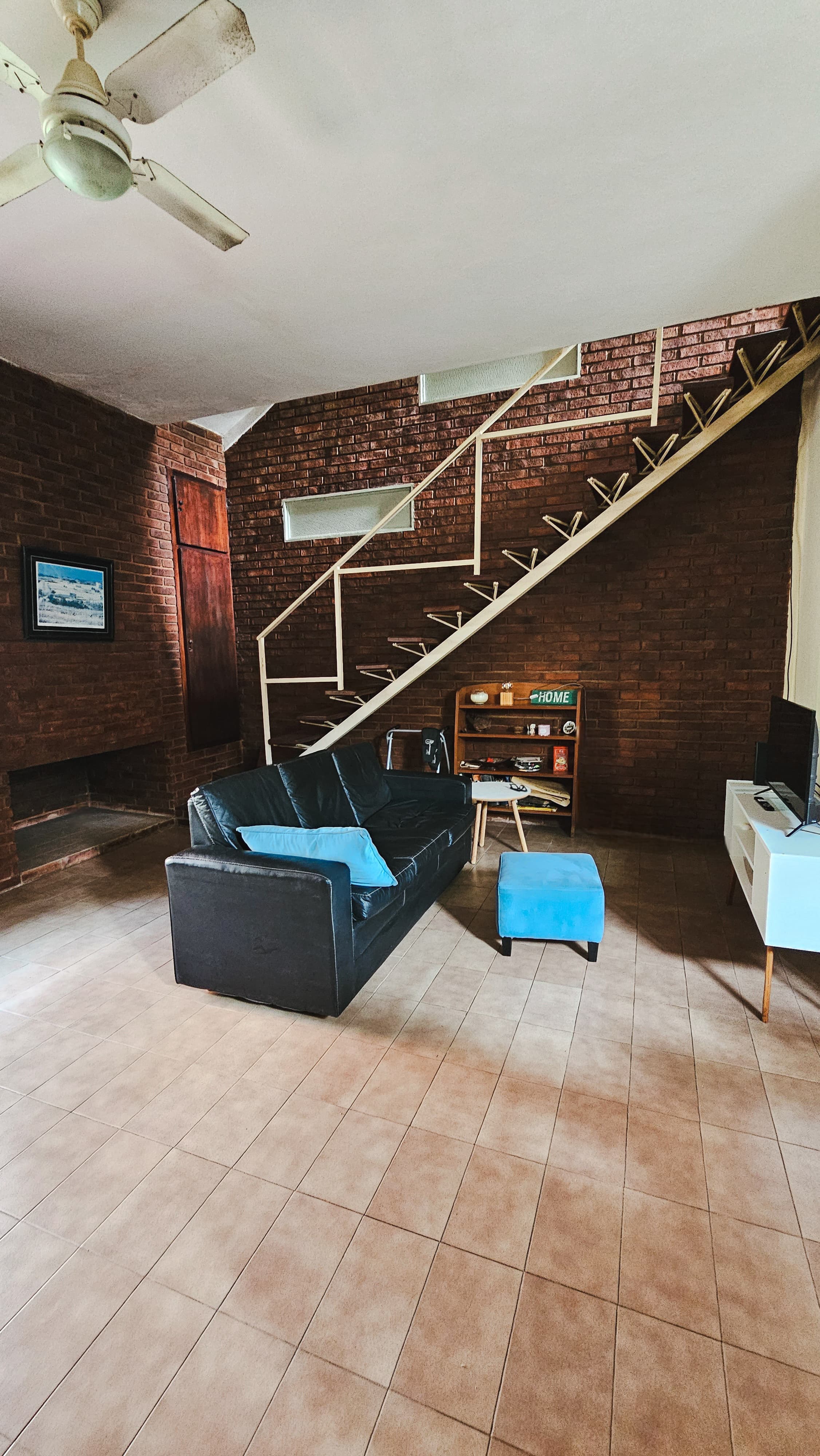 Imagen de la propiedad CASA EN VENTA CERVANTES Y CATAMARCA (APTA CREDITO)