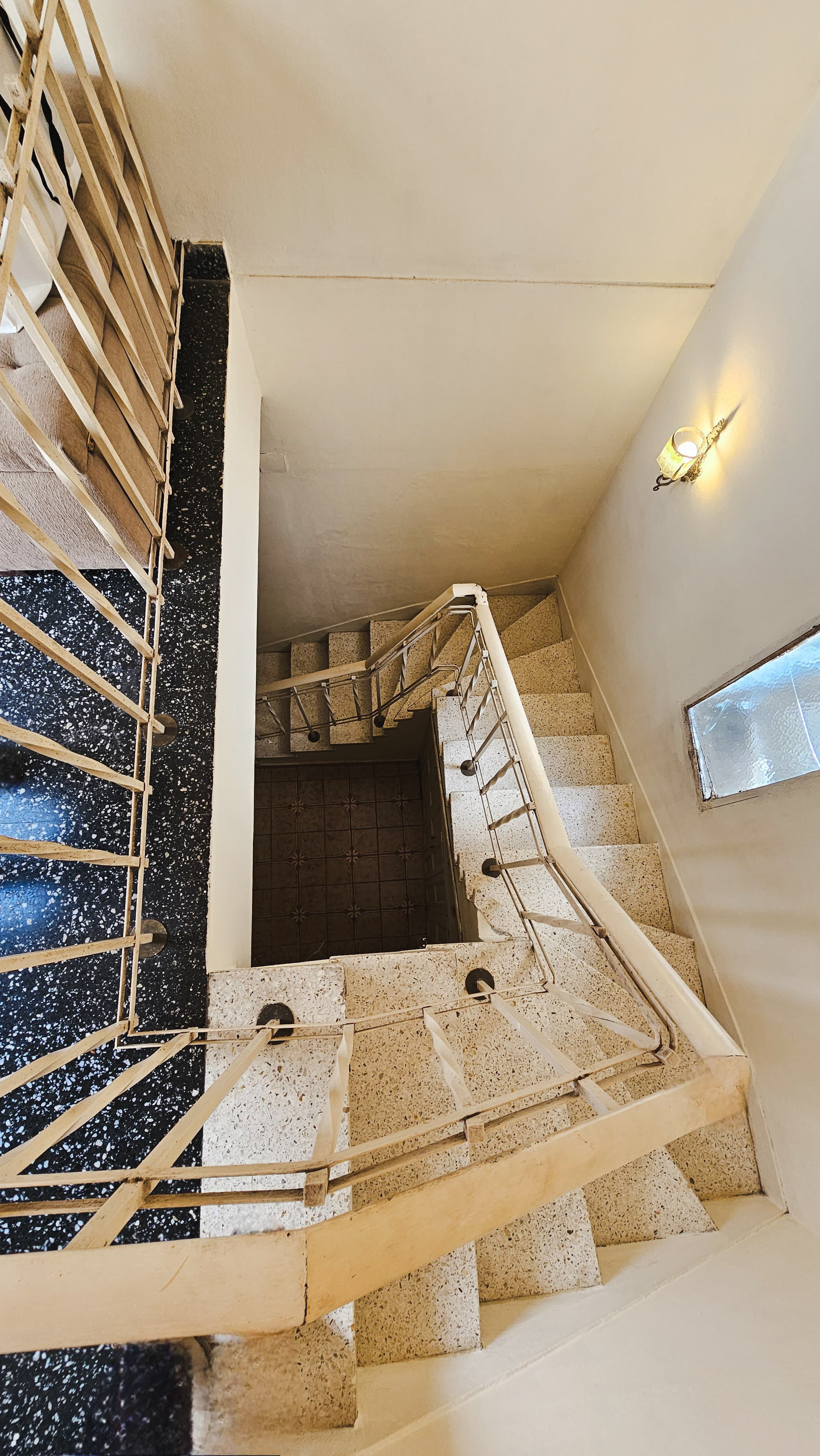 Imagen de la propiedad CASA EN VENTA CERVANTES Y CATAMARCA (APTA CREDITO)
