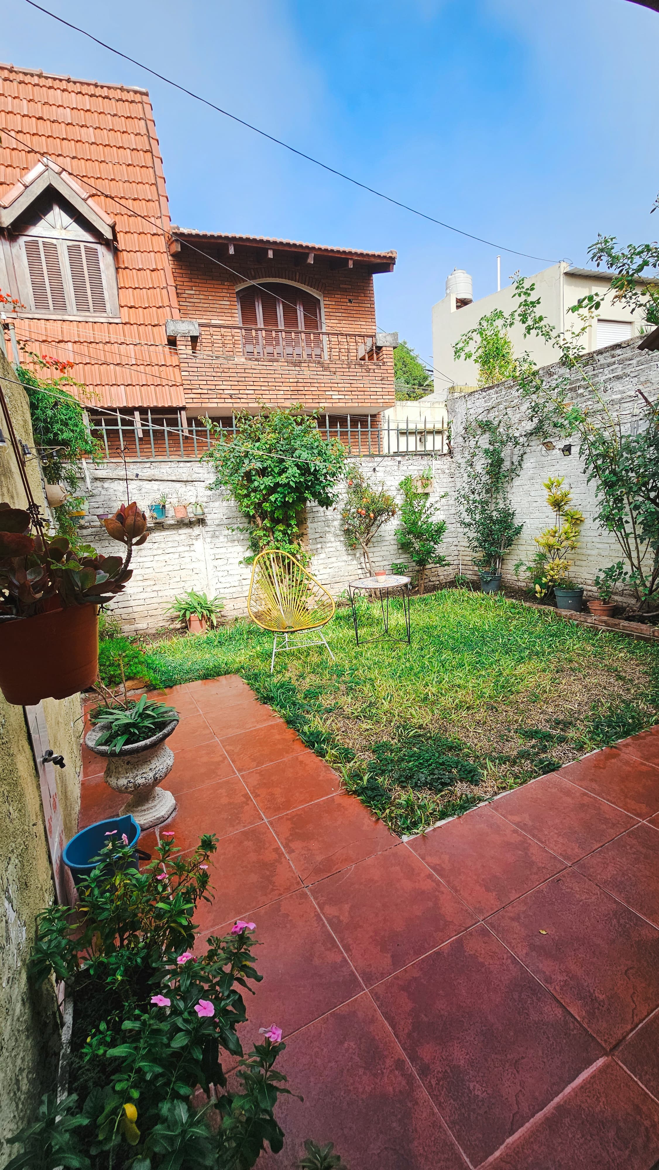 Imagen de la propiedad CASA EN VENTA CERVANTES Y CATAMARCA (APTA CREDITO)