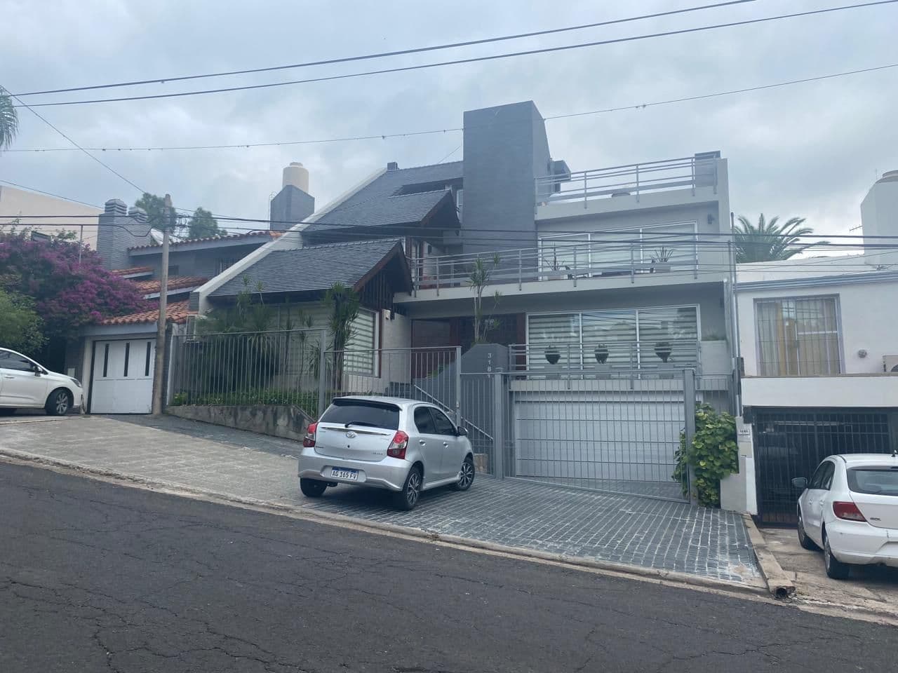 CASA EN VENTA ZONA THOMPSON