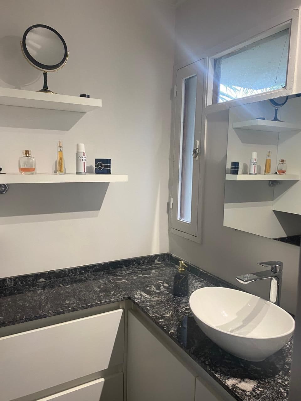 Imagen de la propiedad CASA EN VENTA ZONA THOMPSON