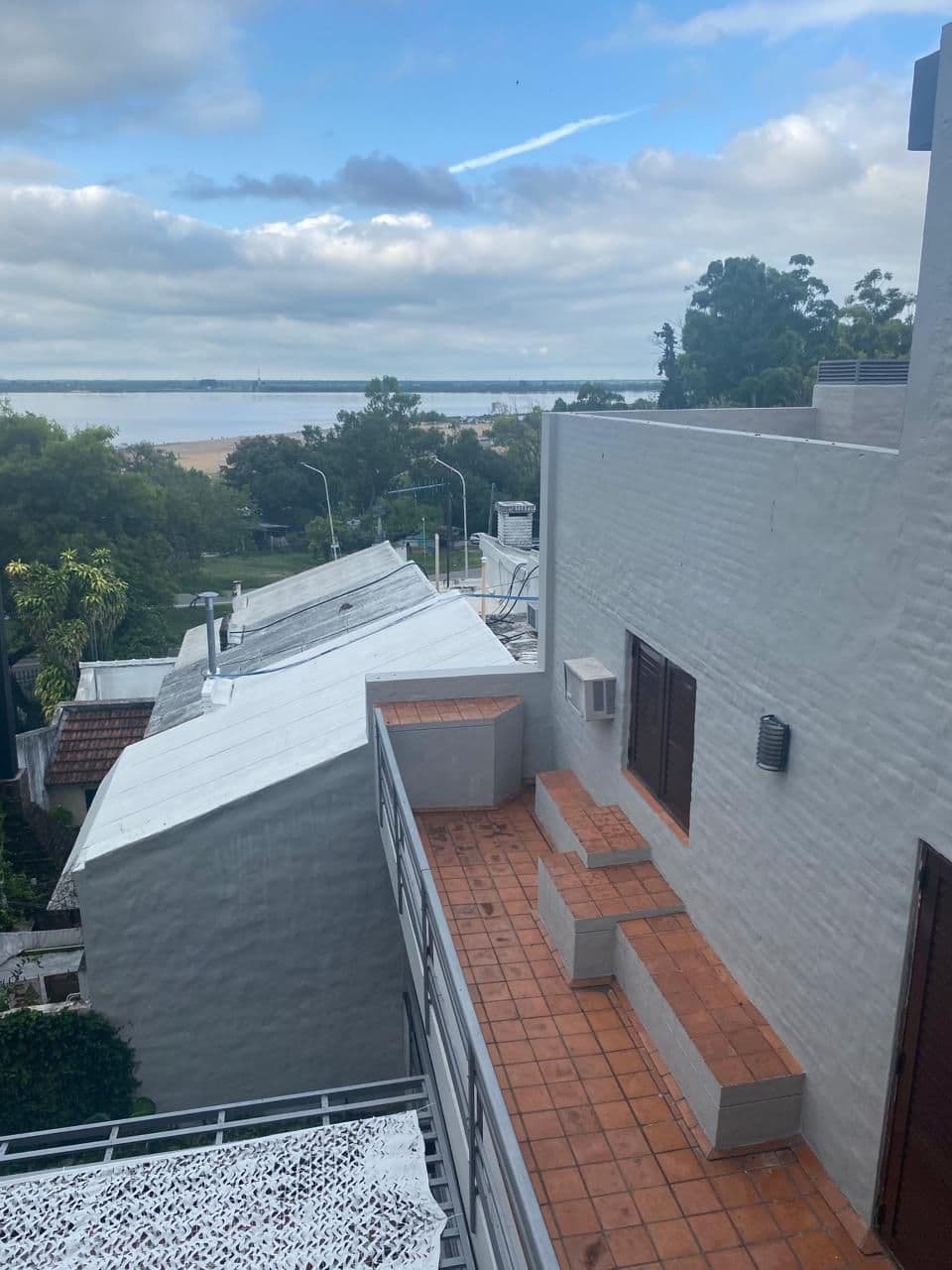 Imagen de la propiedad CASA EN VENTA ZONA THOMPSON