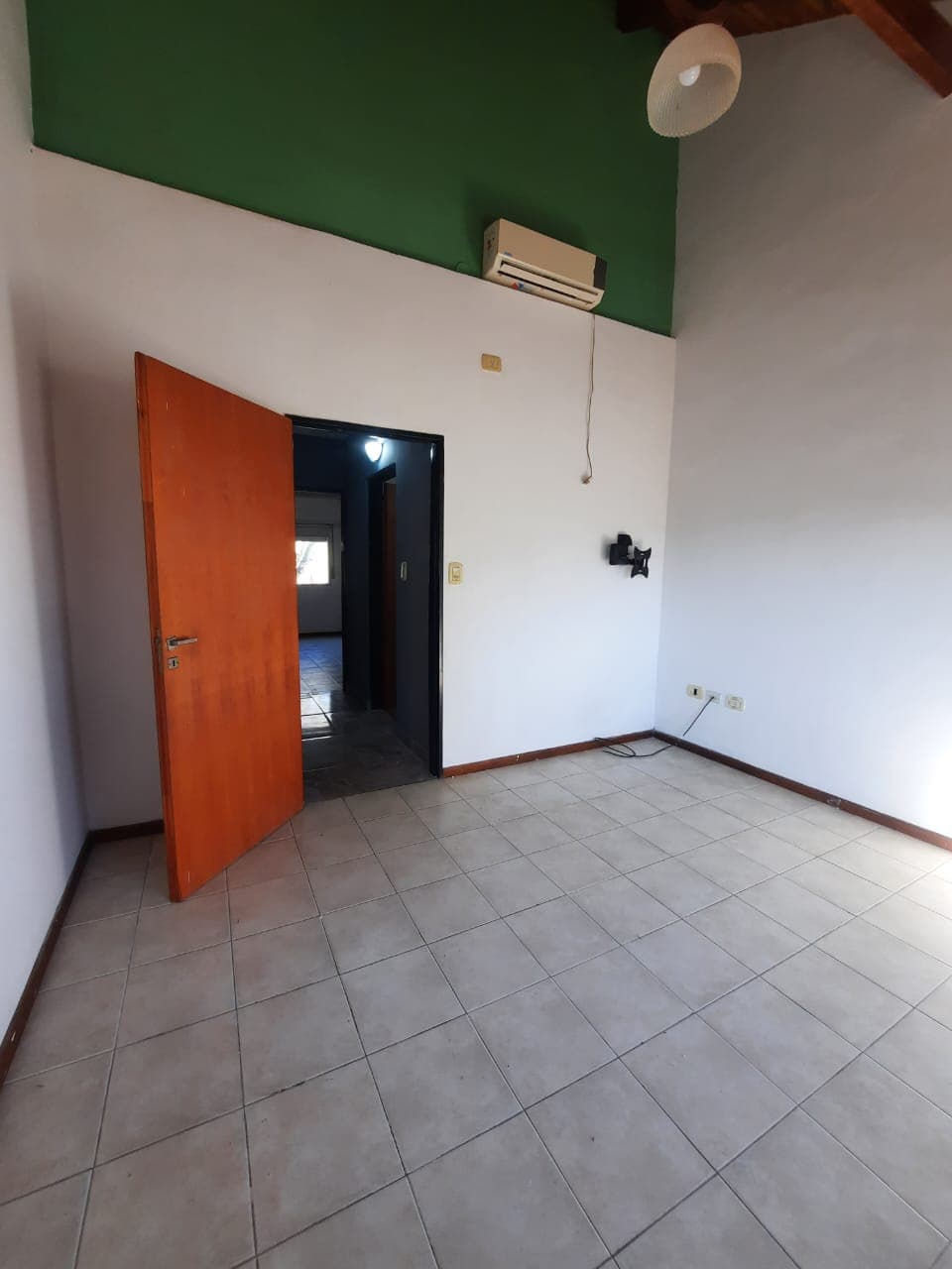 Imagen de la propiedad DUPLEX EN VENTA (APTA CREDITO HIPOTECARIO)