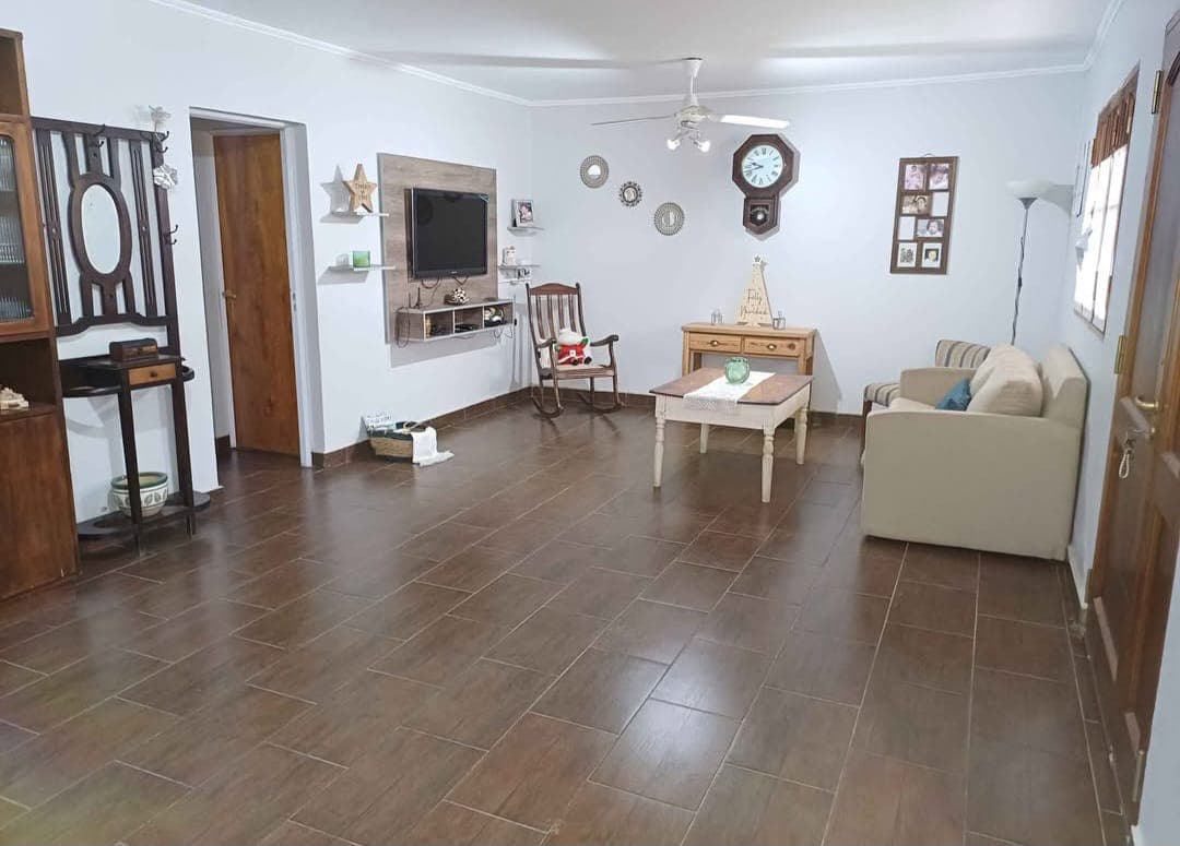 Imagen de la propiedad  CASA EN VENTA ZONA EL CHARRUA