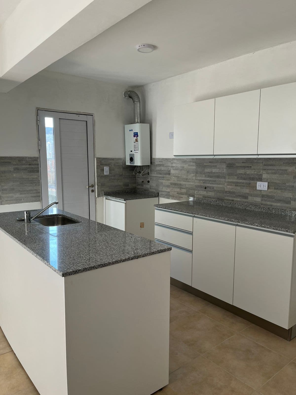 Imagen de la propiedad DUPLEX EN VENTA 