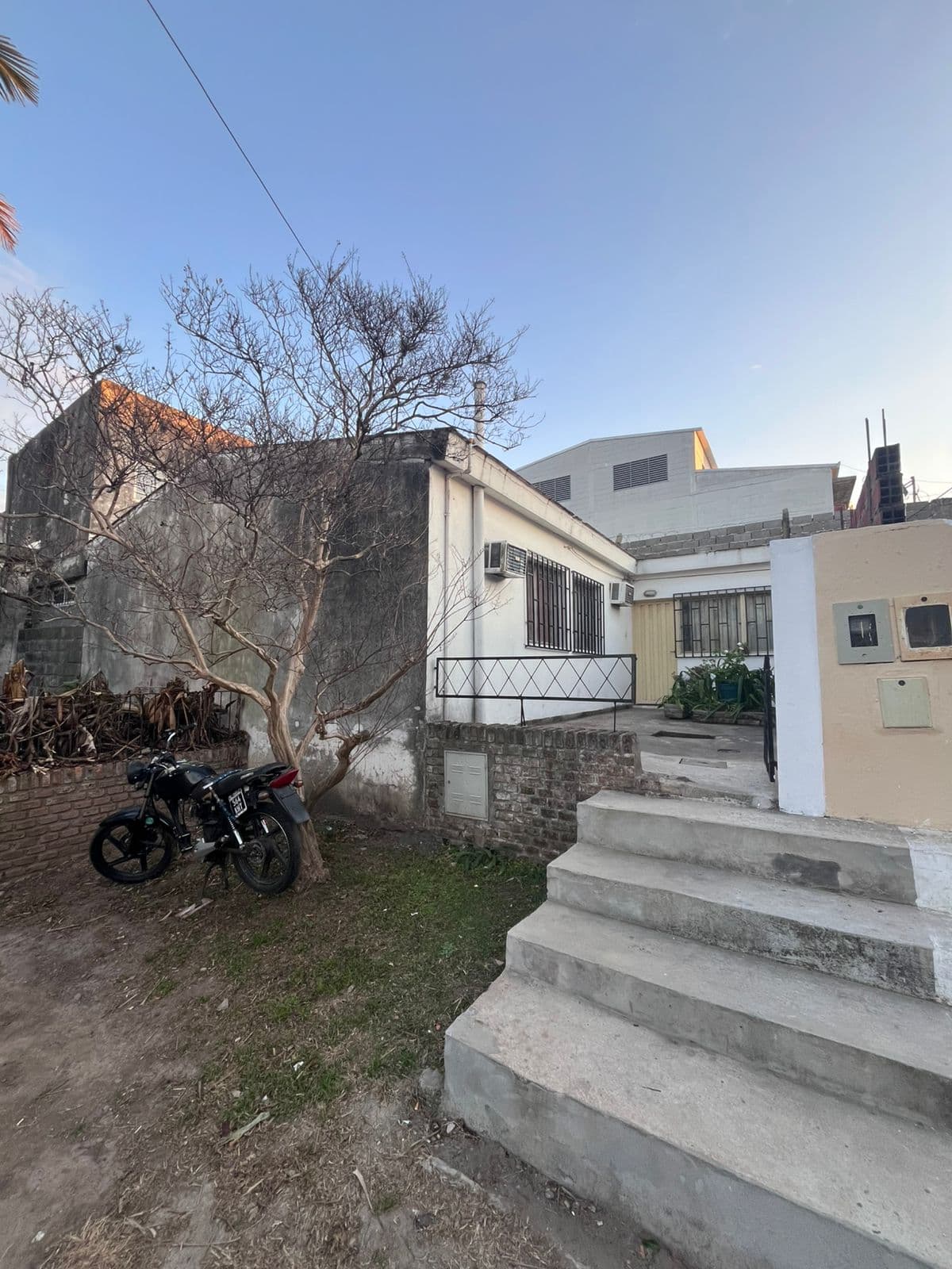 Imagen de la propiedad CASA EN VENTA 4 DORMITORIO
