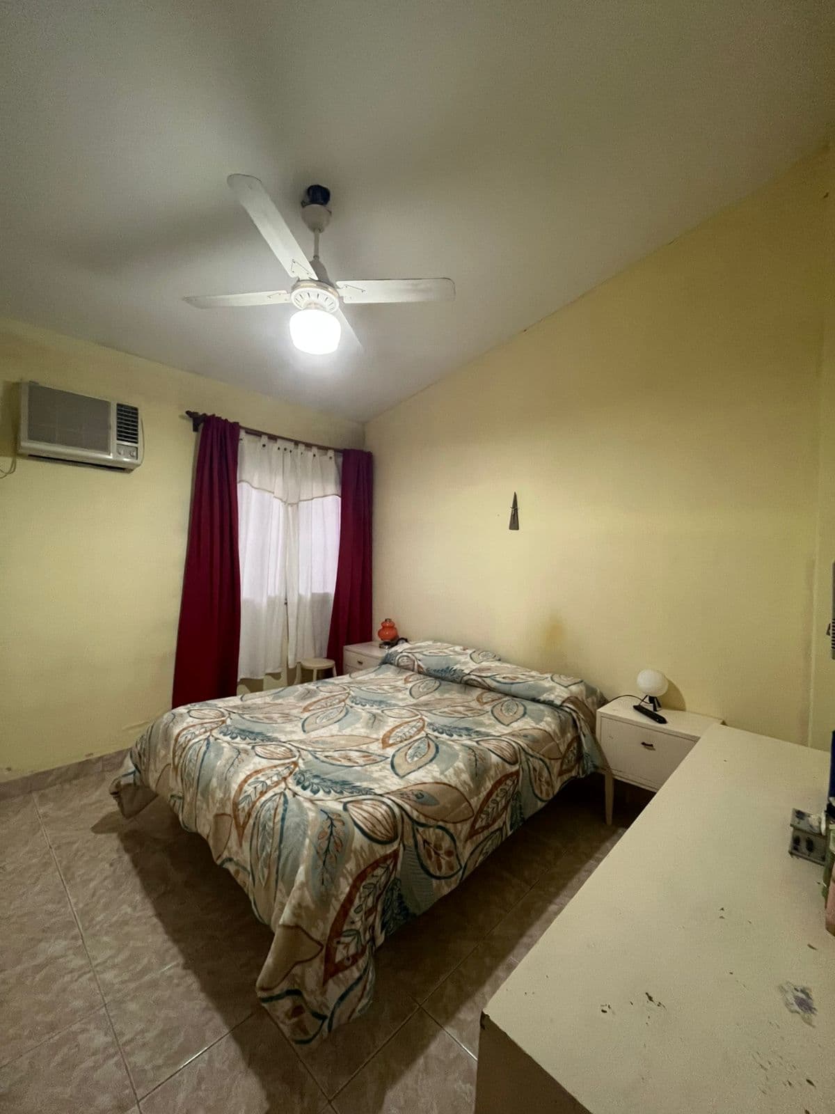 Imagen de la propiedad CASA EN VENTA 4 DORMITORIO