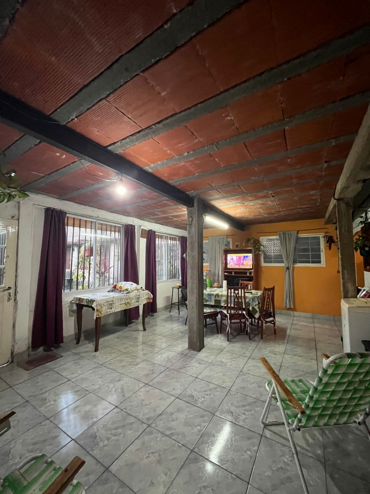 Imagen de la propiedad CASA EN VENTA 4 DORMITORIO