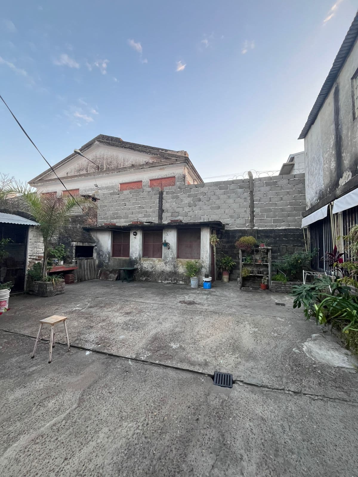 Imagen de la propiedad CASA EN VENTA 4 DORMITORIO