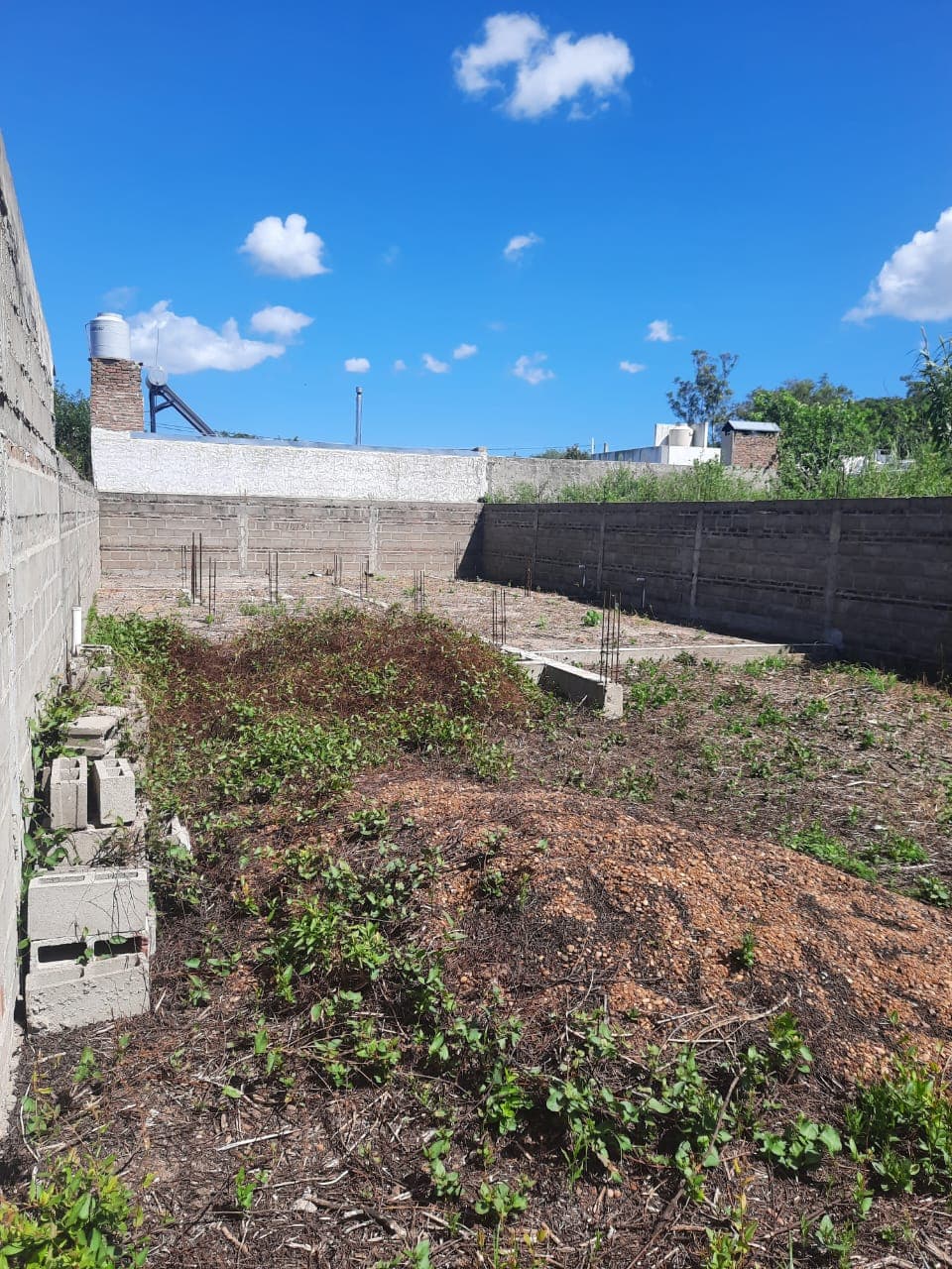 Imagen de la propiedad LOTE CON CIMIENTO EN VENTA 