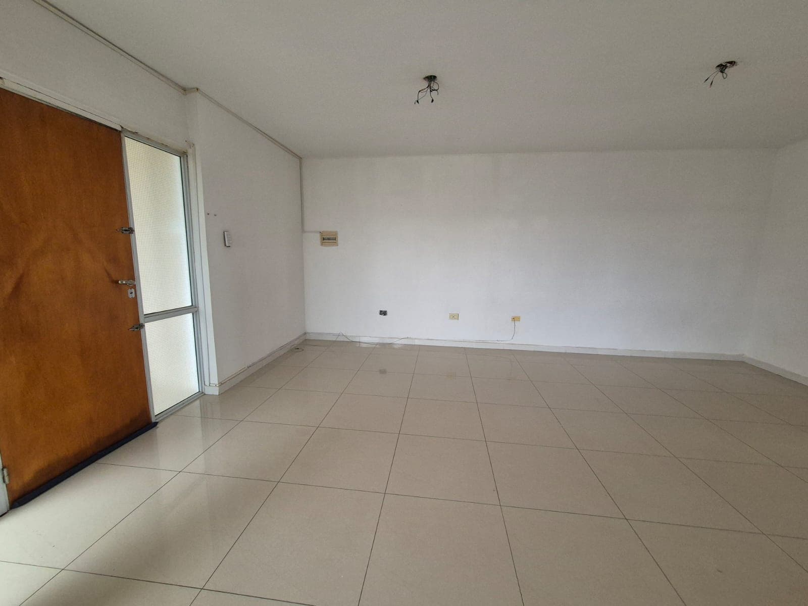 Imagen de la propiedad DEPARTAMENTO EN VENTA 2 DORMITORIOS CON COCHERA (APTO CREDITO)