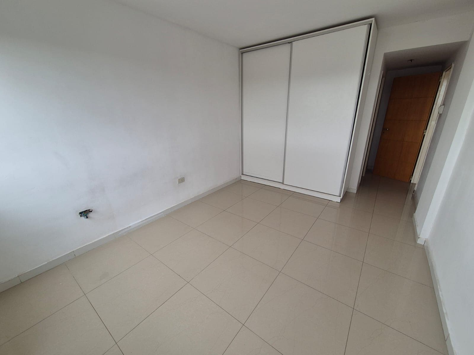 Imagen de la propiedad DEPARTAMENTO EN VENTA 2 DORMITORIOS CON COCHERA (APTO CREDITO)