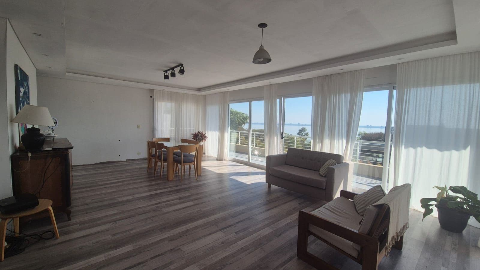Imagen de la propiedad CASA EN VENTA EN BARRIO PRIVADO "PUERTO URQUIZA "