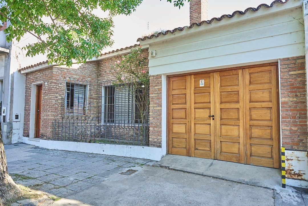 CASA A LA VENTA (APTA CREDITO)