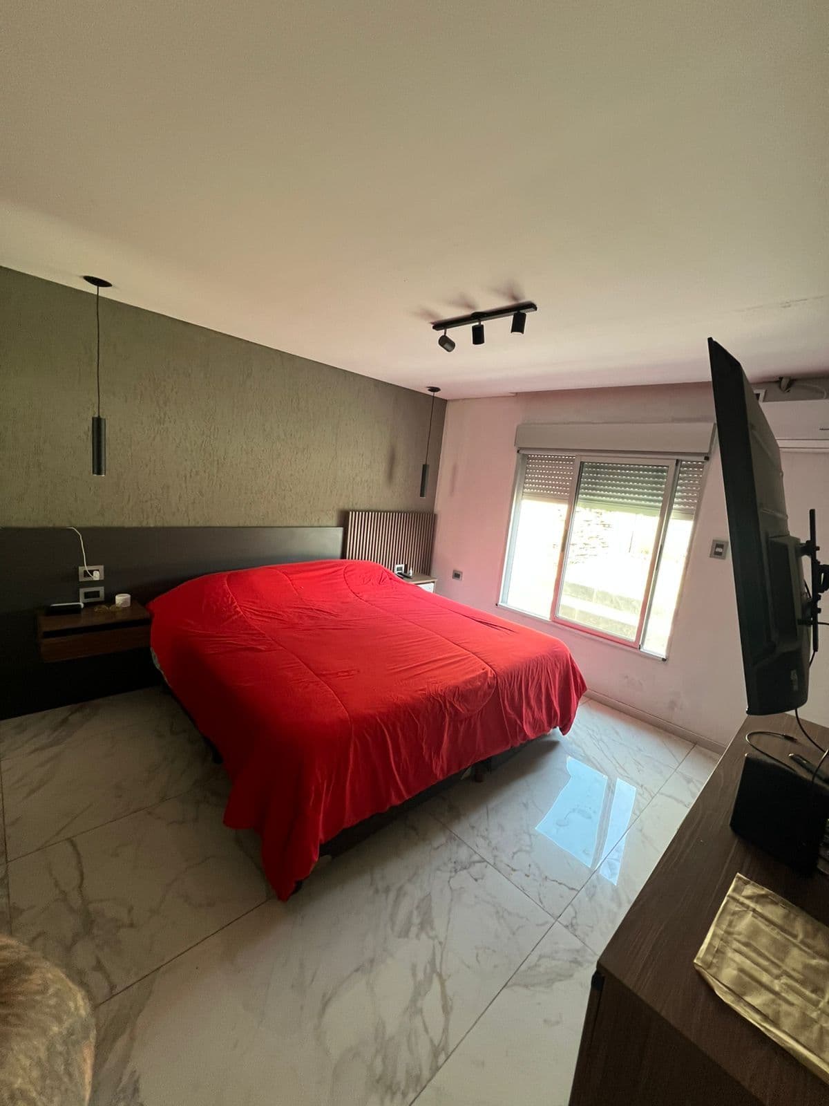 Imagen de la propiedad CASA A LA VENTA