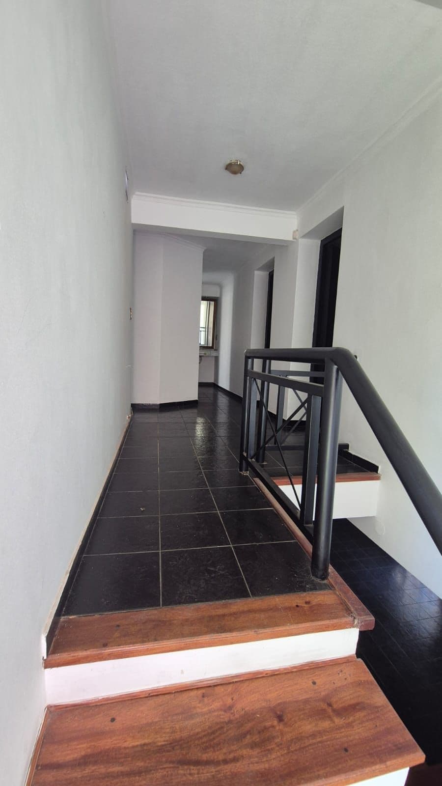 Imagen de la propiedad CASA CENTRICA DOS PLANTAS EN VENTA 