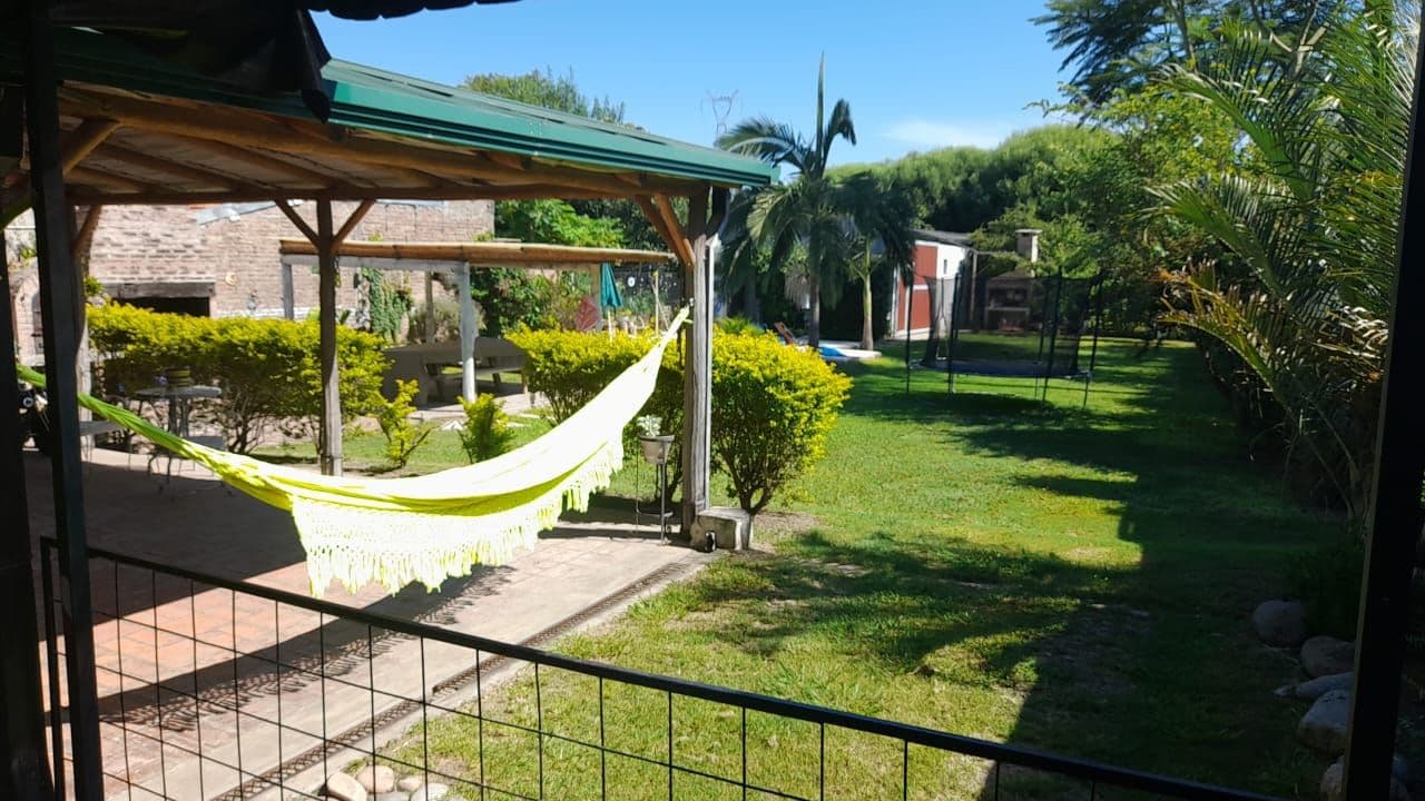 Imagen de la propiedad CASA DE DOS PLANTAS EN VENTA 