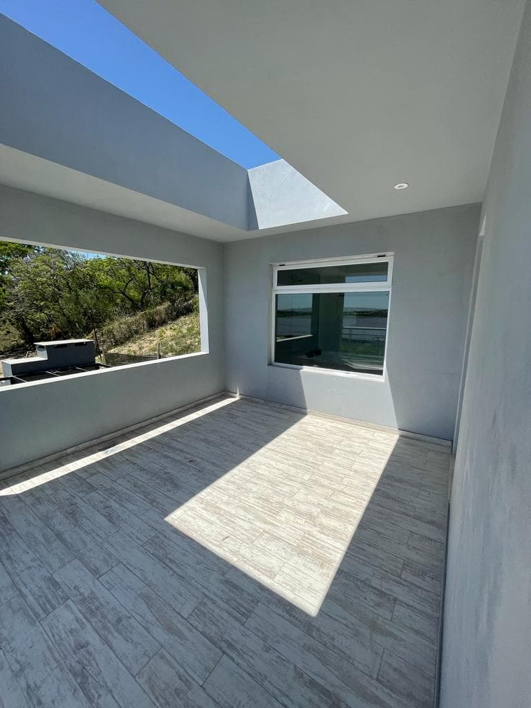Imagen de la propiedad CASA PUERTO URQUIZA 