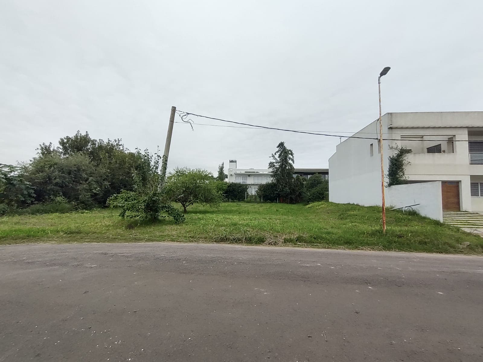 Se Vende Lote en Barrio Residencial