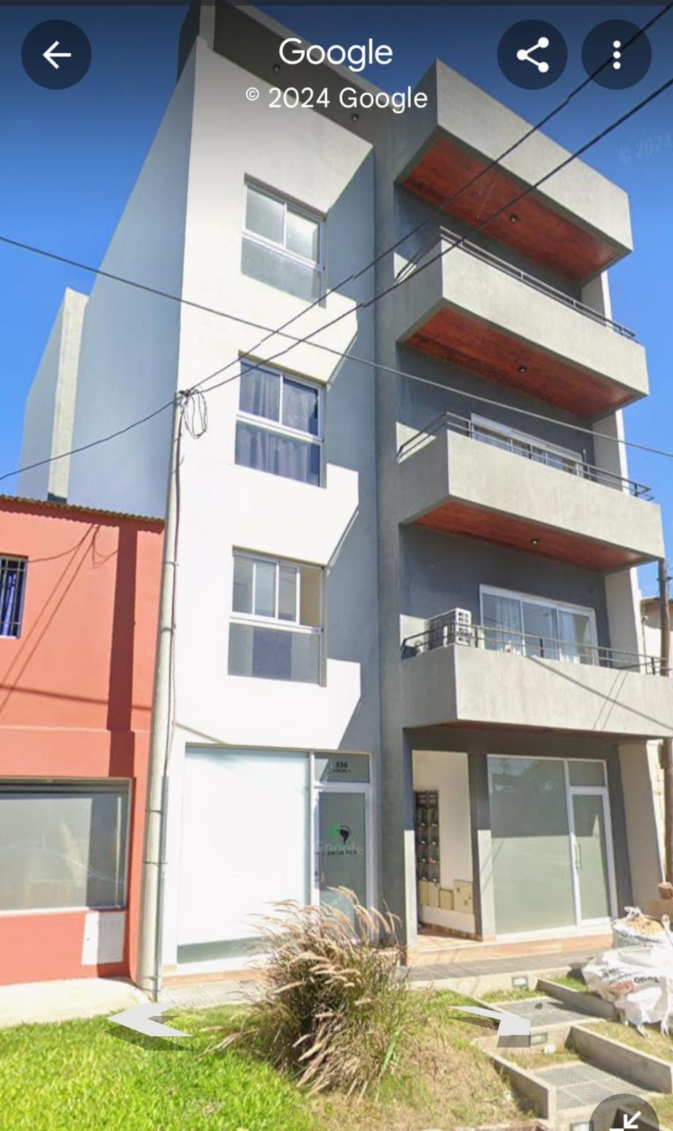 Imagen de la propiedad Local comercial zona puerto de Paran谩