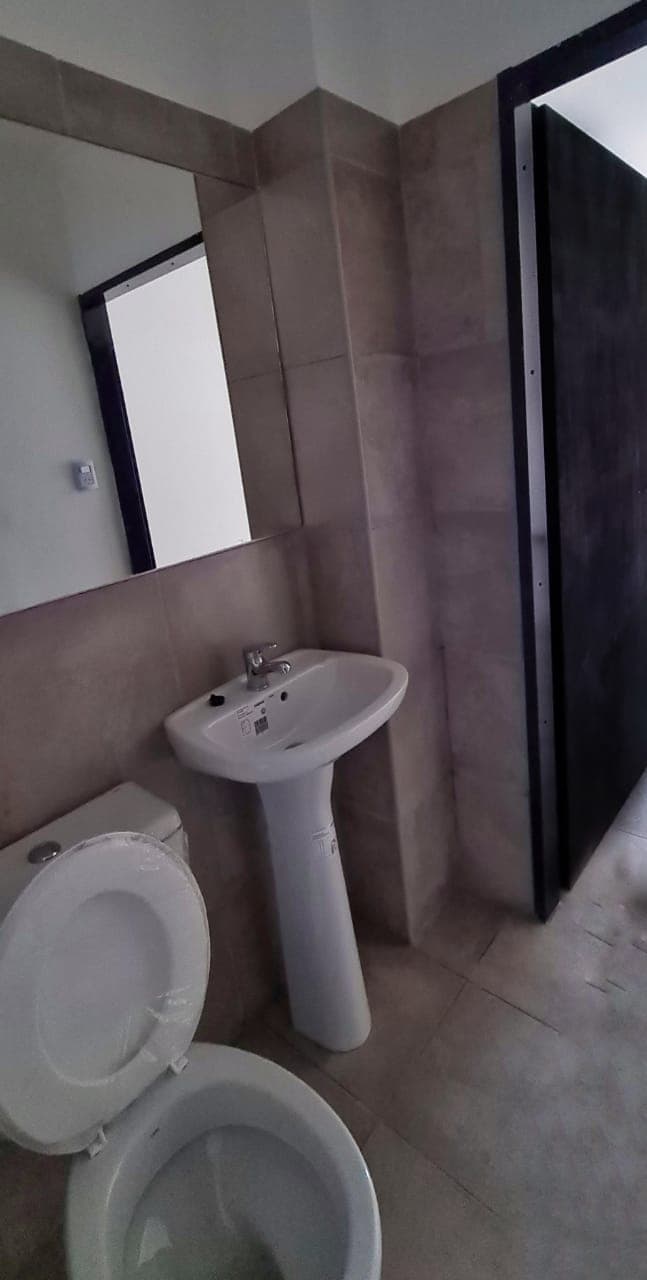 Imagen de la propiedad Local comercial zona puerto de Paran谩