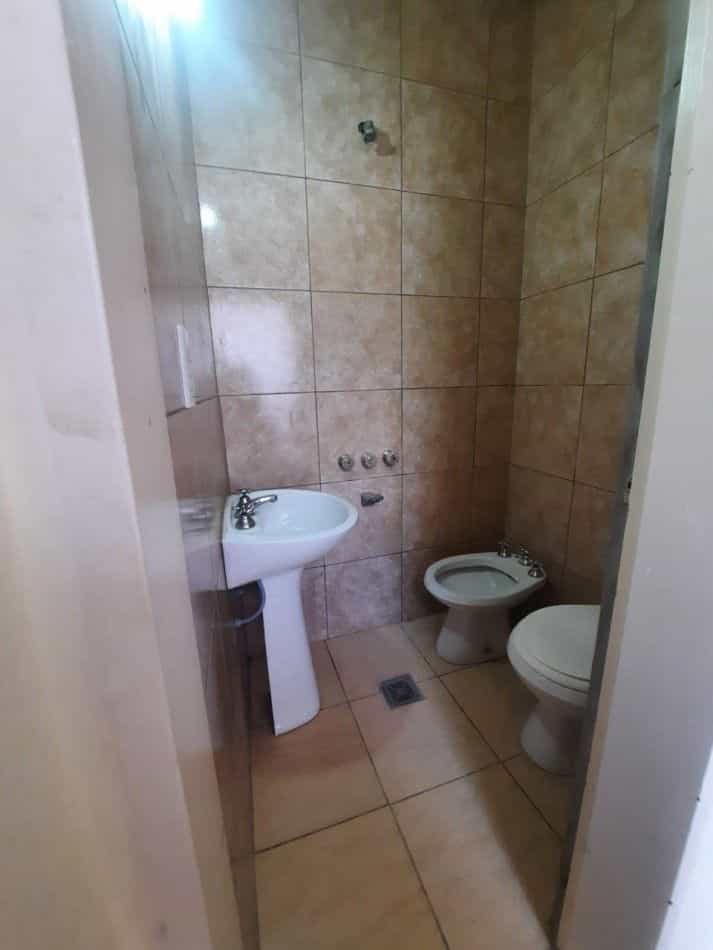 Imagen de la propiedad VENTA - PH 4 AMBIENTES - ZONA RAMIREZ Y 25 DE MAYO
