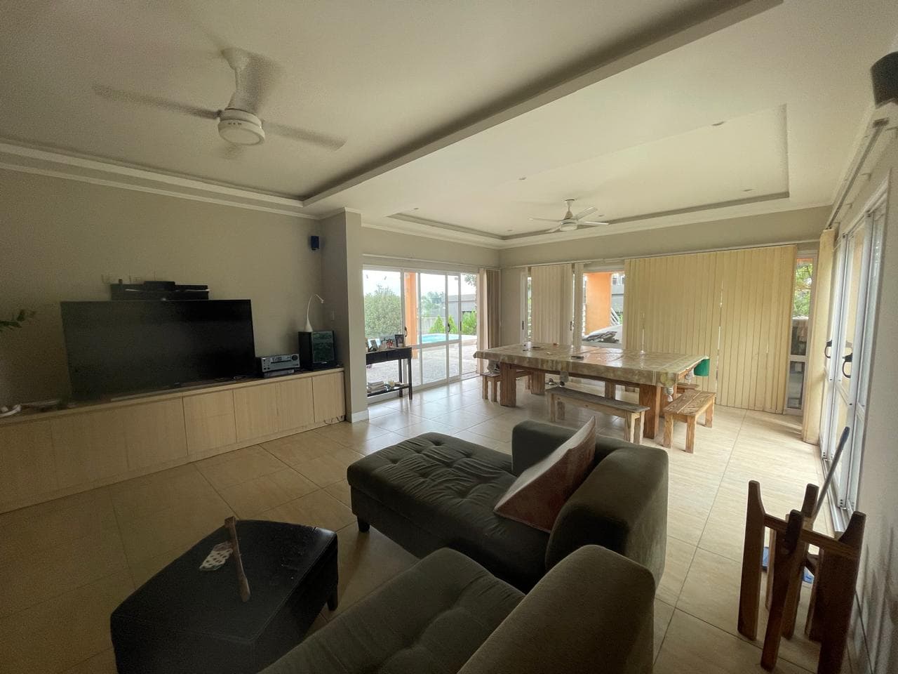Imagen de la propiedad CASA EN VENTA BARRIO SANTA CANDIDA