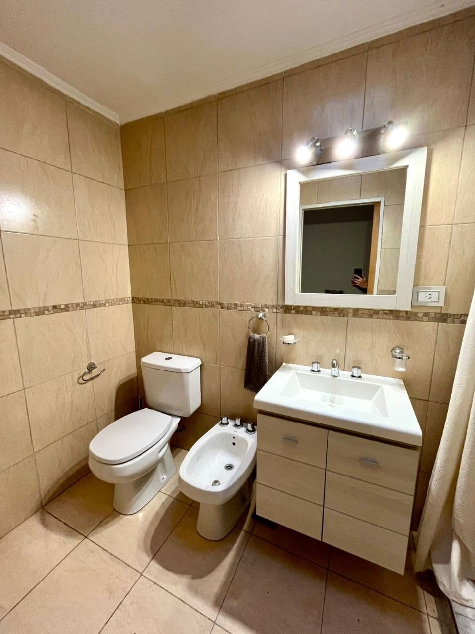 Imagen de la propiedad DÚPLEX EN VENTA – ZONA PARACAO, PARANÁ