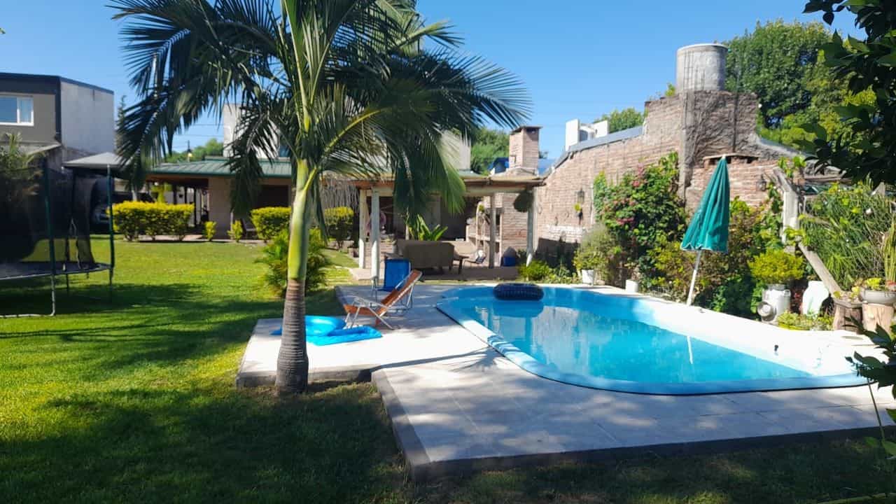Imagen de la propiedad CASA DE DOS PLANTAS EN VENTA