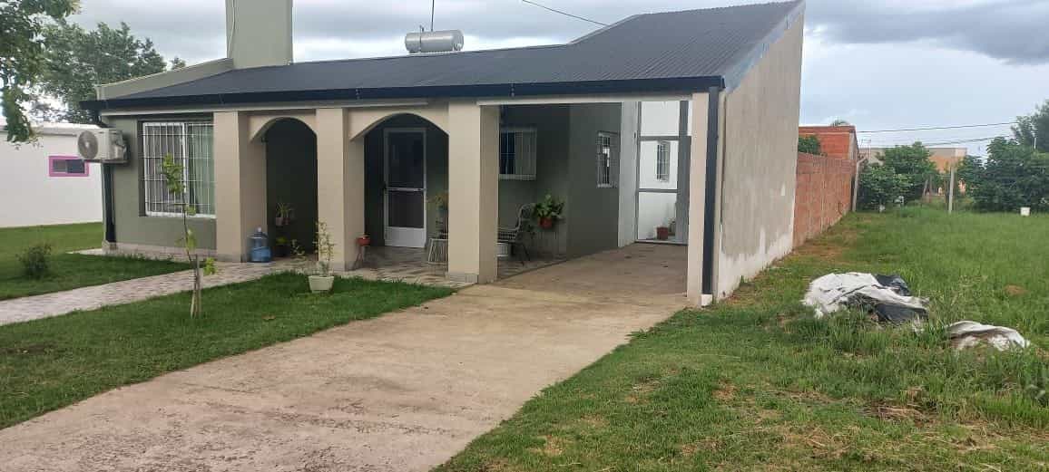 CASA EN VENTA - VILLA FONTANA