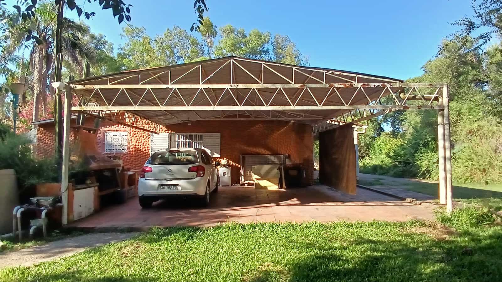 Imagen de la propiedad CASA EN VENTA - LOS BUHOS