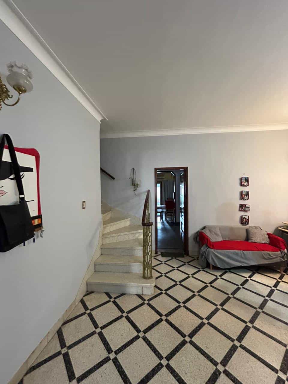 Imagen de la propiedad SE VENDE CASA CHALET – ZONA PARQUE BERDUC (APTA CREDITO)