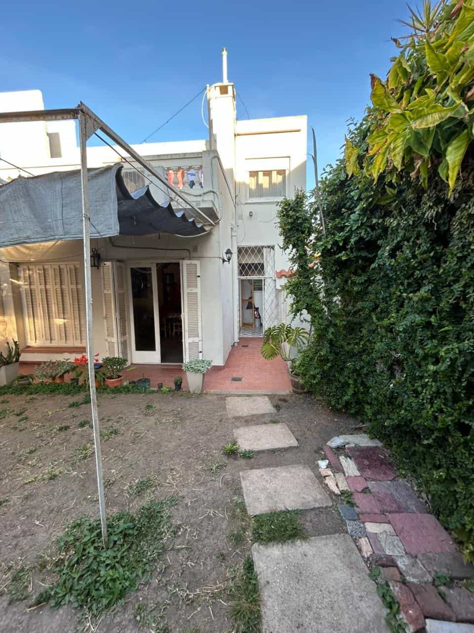 Imagen de la propiedad SE VENDE CASA CHALET – ZONA PARQUE BERDUC (APTA CREDITO)