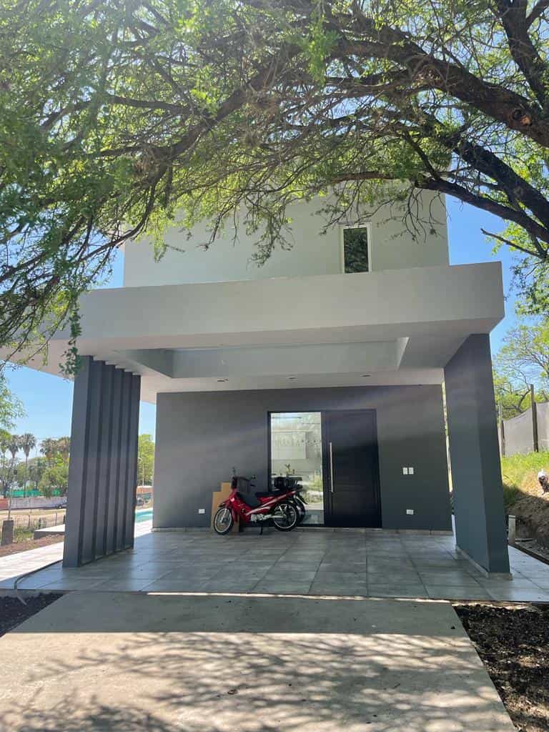 Imagen de la propiedad CASA PUERTO URQUIZA