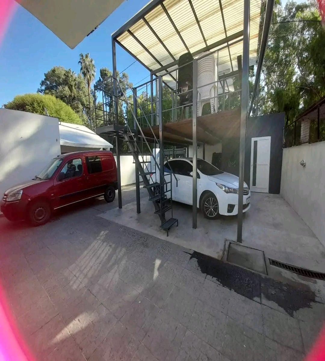 Imagen de la propiedad Venta casa zona Thompson