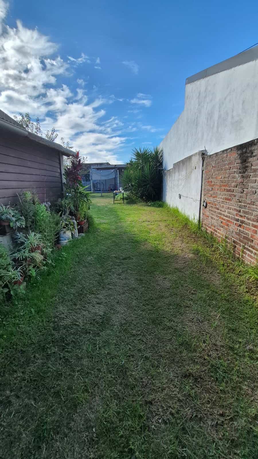 Imagen de la propiedad CASA CON TERRENO EN VENTA