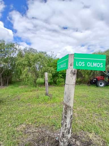 DOS TERRENOS EN VENTA – LOMAS DEL SAUCE 1