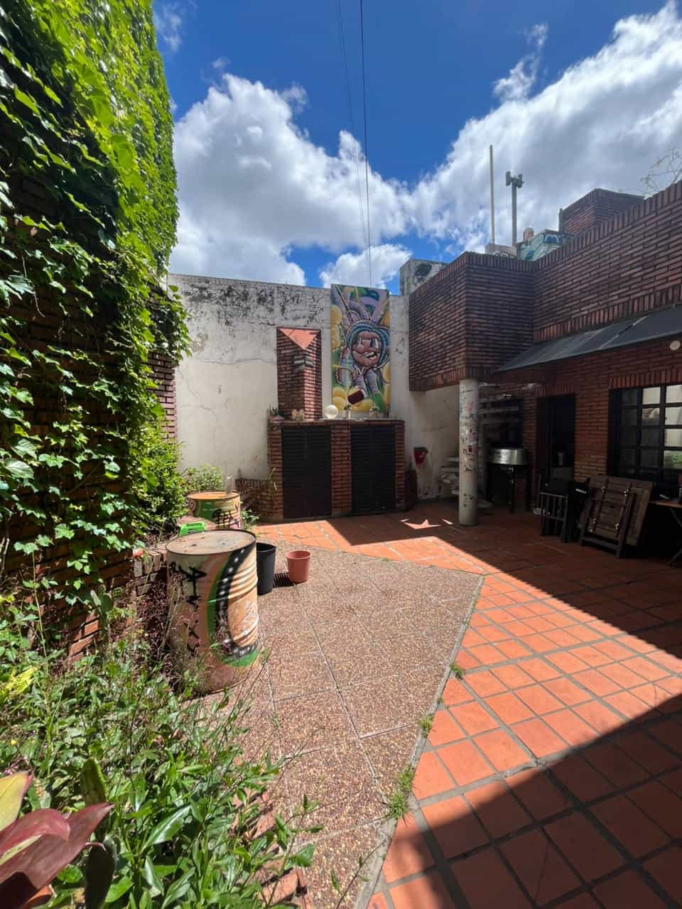 Imagen de la propiedad INMUEBLE CÉNTRICO EN VENTA – IDEAL PARA USO COMERCIAL O PROFESIONAL