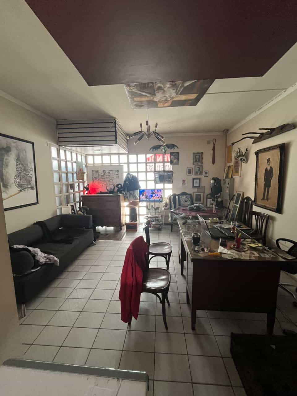 Imagen de la propiedad INMUEBLE CÉNTRICO EN VENTA – IDEAL PARA USO COMERCIAL O PROFESIONAL