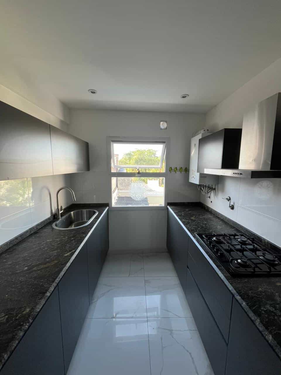 Imagen de la propiedad TRIPLEX PREMIUM CON VISTA AL RÍO EN VENTA (APTA CREDITO)