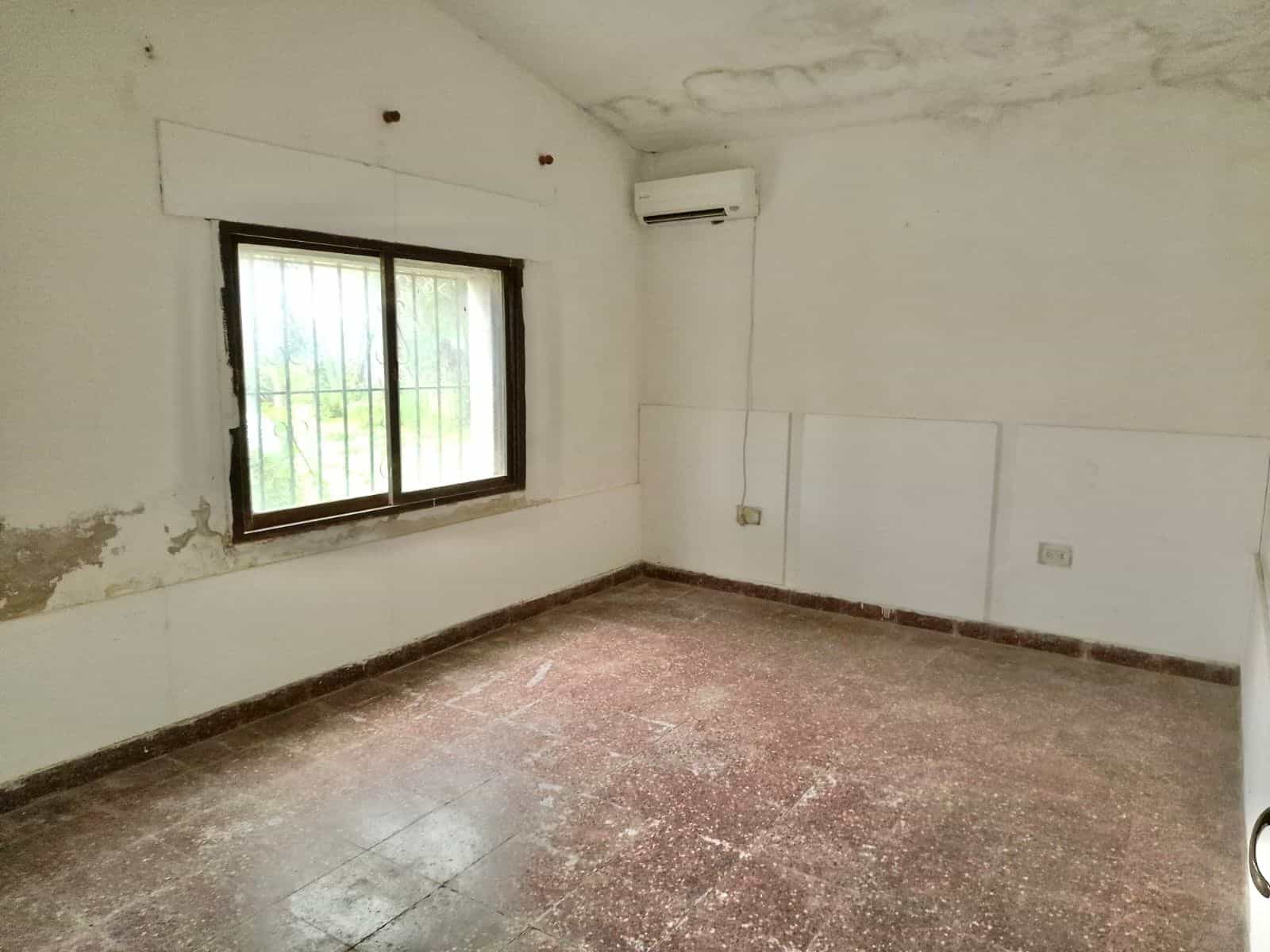 Imagen de la propiedad CASA A RECICLAR + LOTE EN VENTA - SAN BENITO